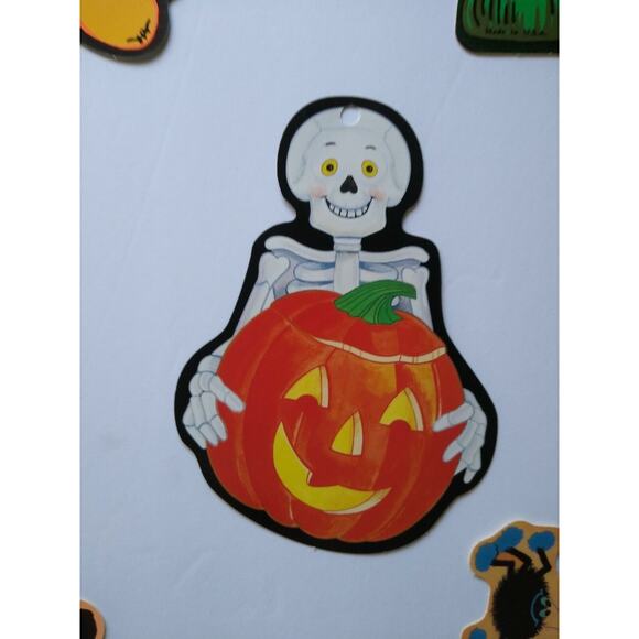 Vintage Halloween Diecuts Wall Decor Skeletons Witches Owls Scarecrow Lot of 7 - Picture 7 of 12
